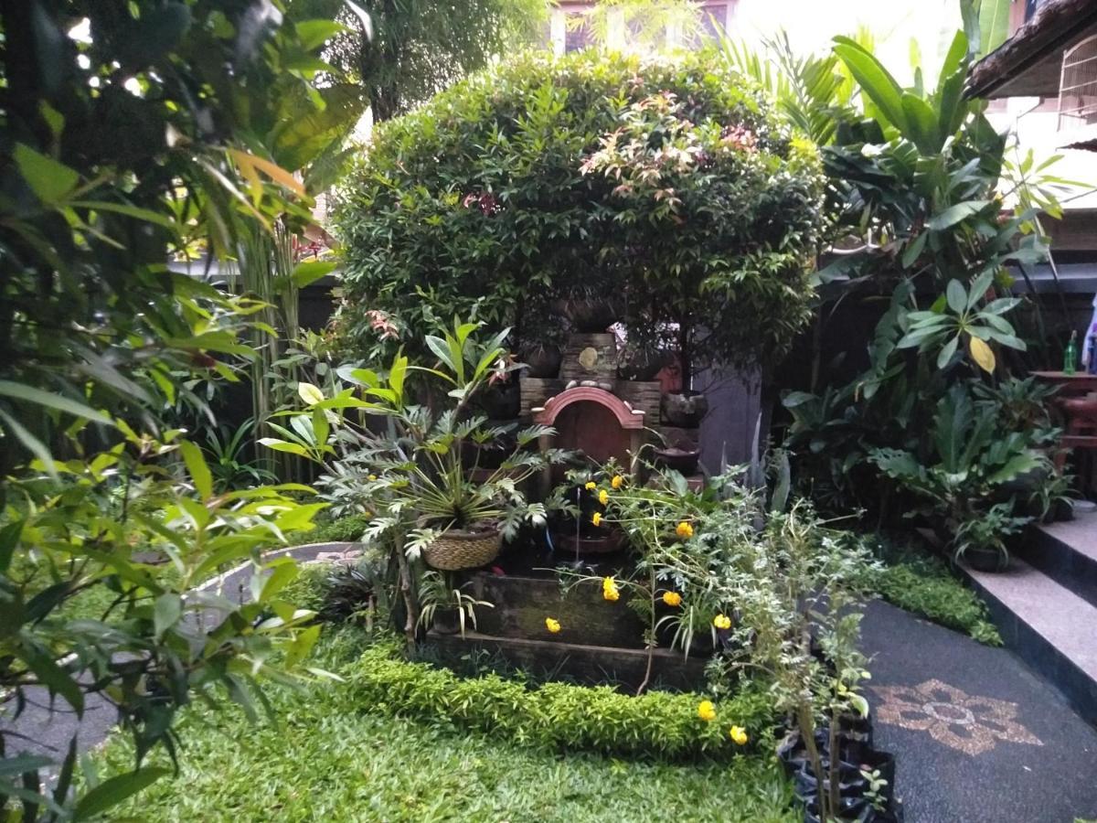 Uma Taman House Hotel Ubud  Exterior photo