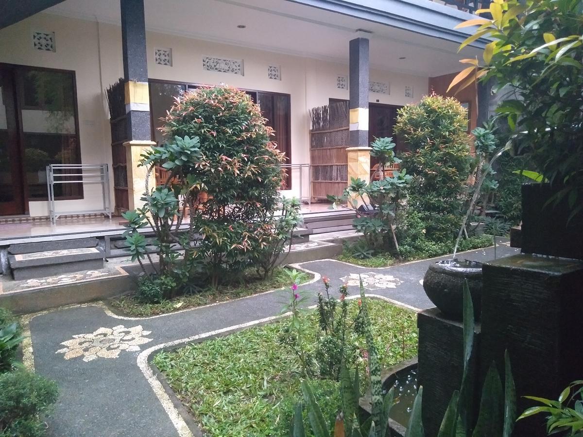Uma Taman House Hotel Ubud  Exterior photo