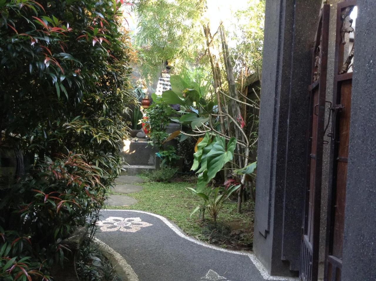Uma Taman House Hotel Ubud  Exterior photo